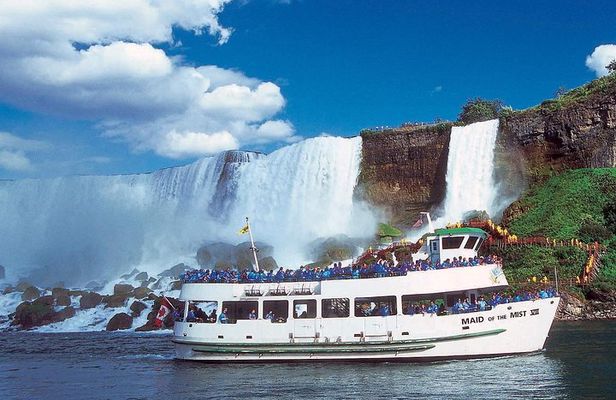 Best of Niagara Falls USA Tour with Cave & Maid of the Mist Boat