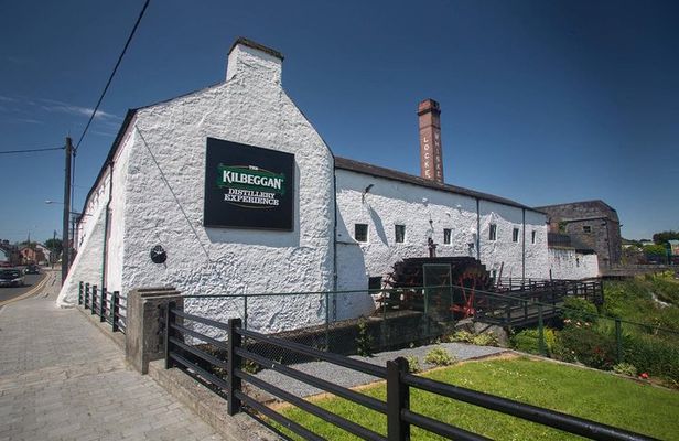 Private Full Day Whiskey Tour from Dublin with Tullamore D.E.W. 