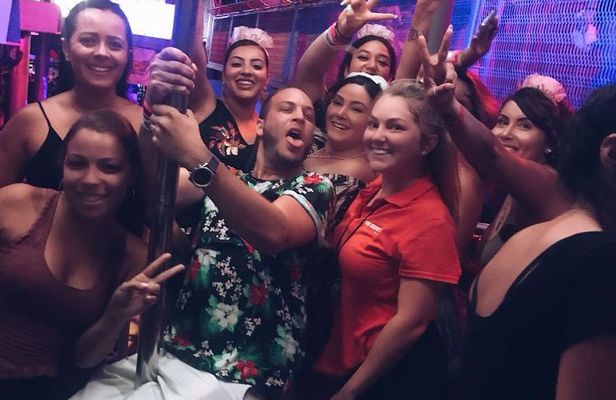 All you can drink- Club Crawl Los Cabos