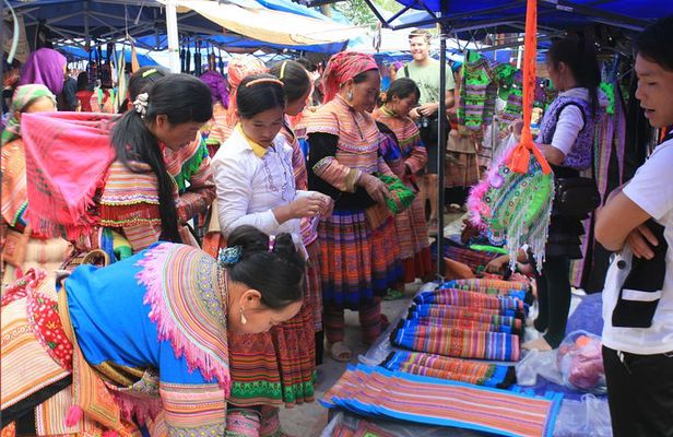 Bac Ha, Sapa and Mu Cang Chai Tour