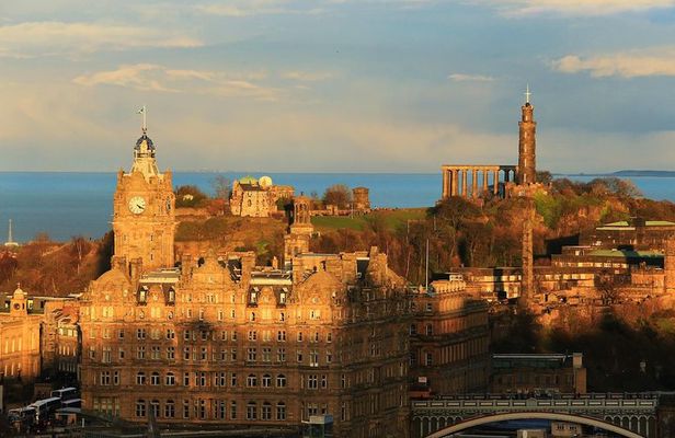 Private Edinburgh driving tour