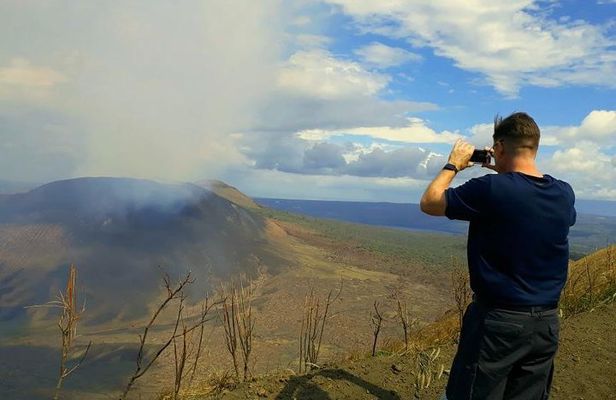 Apoyo Lagoon + Lava tour