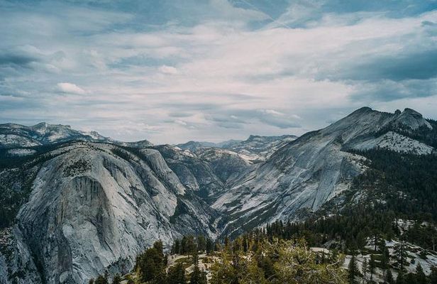 5-Day Cathedral Lakes to Clouds Rest & Half Dome