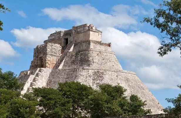Uxmal and Choco Story Private Tour