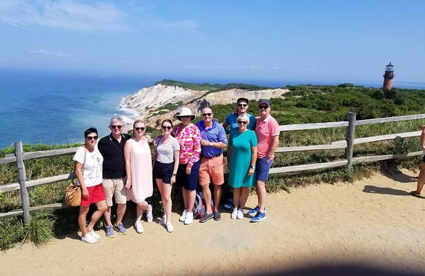 Down Island Tour with One Hour in Edgartown