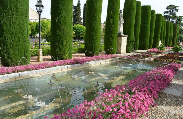 Cordoba Monuments Intensive Tour in English Tickets included