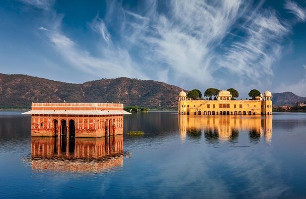 Private Overnight Jaipur City Tour from Delhi