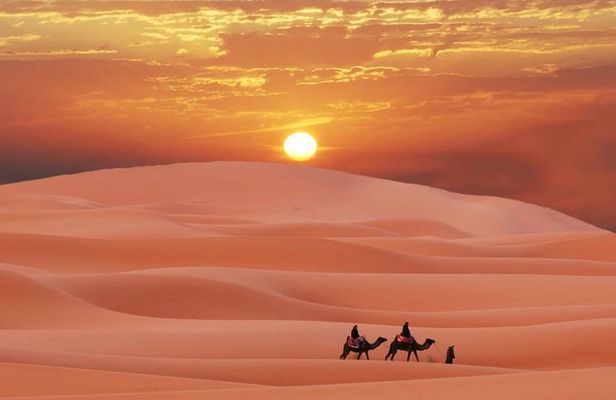 Merzouga desert tour from Marrakech & camel ride