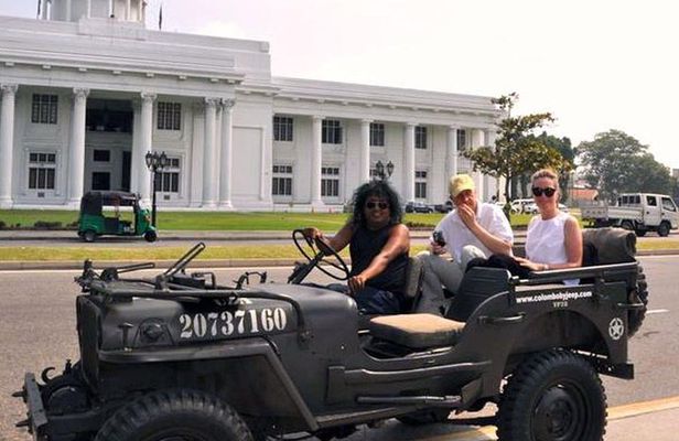 Private Tour of Colombo in a World War II Jeep