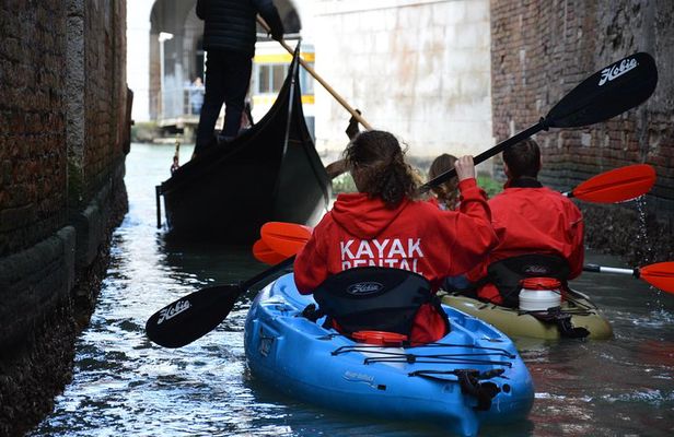 Venice: 60' Quick Kayak Tour with guide