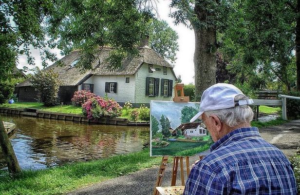 Discover Holland 4 hours Private Tour Guide Holland in Jaguar