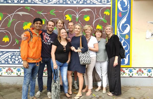 South Delhi Cycle Tour - Nizamuddin Tour