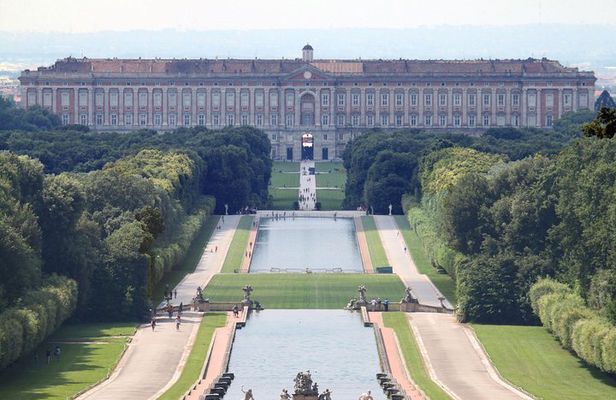 Caserta Royal Palace & Gardens Small Group Tour with Shuttle