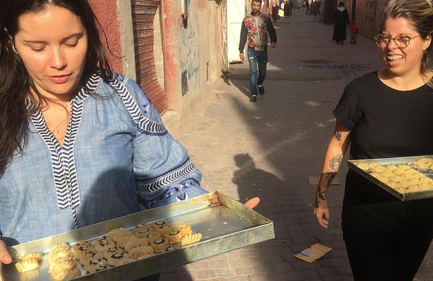 Moroccan Hands on traditional pastries & Tea class in Marrakech