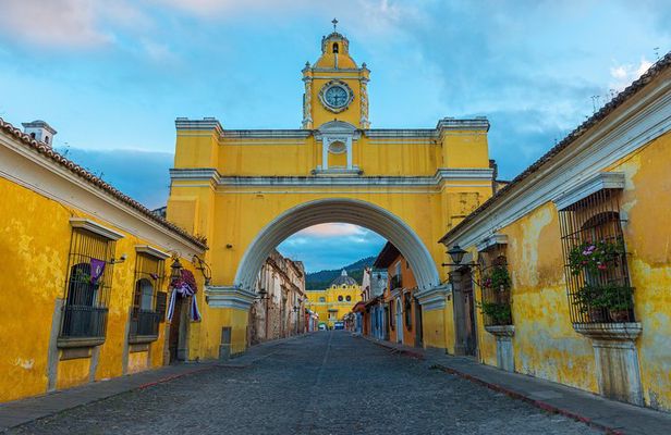 Walk Antigua Like a Local