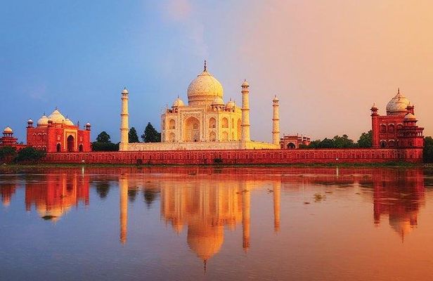 Taj Mahal at Sunrise, Agra Day Tour from Delhi, Live Demonstration Local Crafts