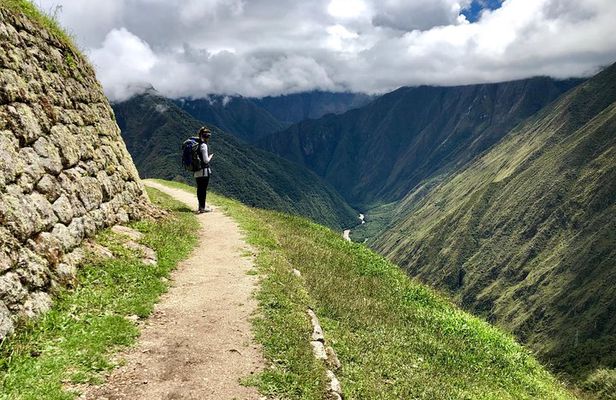 Classic Inca Trail To Machu Picchu 4 Days And 3 Nights 