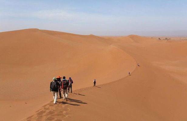 Marrakech to Fez group budget 3-Day desert tour with camel trek