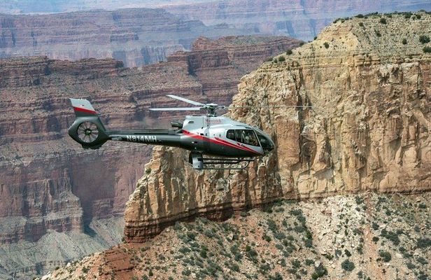 45-minute Helicopter Flight Over the Grand Canyon from Tusayan, Arizona
