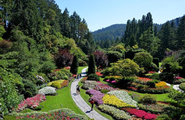 Victoria and Butchart Gardens Tour from Vancouver