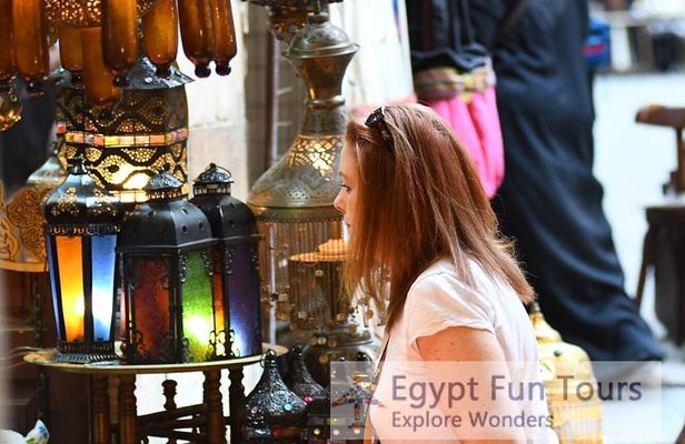 Cairo Tours to Local Souqs & Old Markets