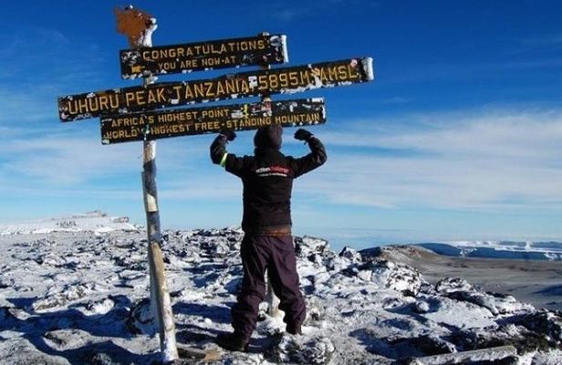 5 Days_Haking_Mount_Kilimanjaro by_Using_Marangu Route
