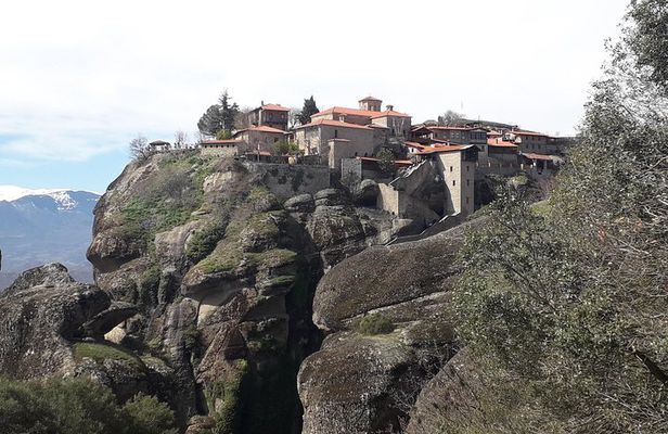 Meteora tour by coach from Corfu