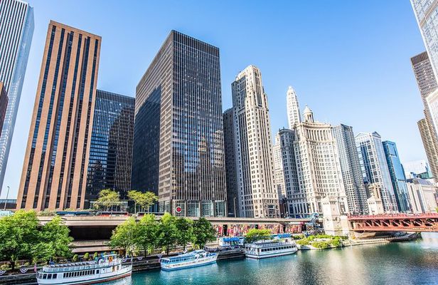 Chicago Walking Tour: Modern Architecture