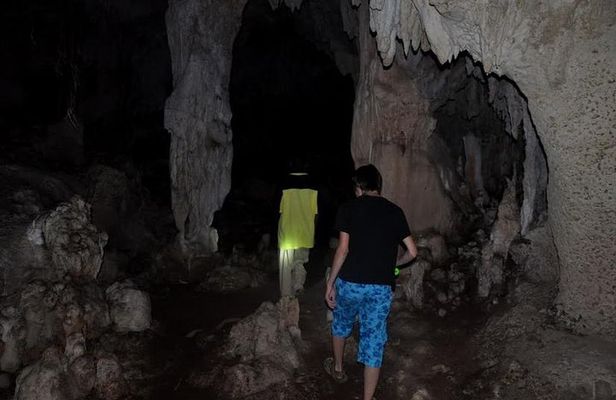 kiwengwa caves