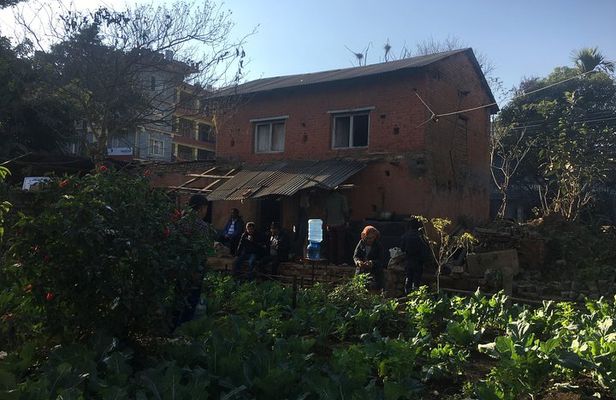 Pokhara: Organic Farm Tour and Cooking Class at Durku