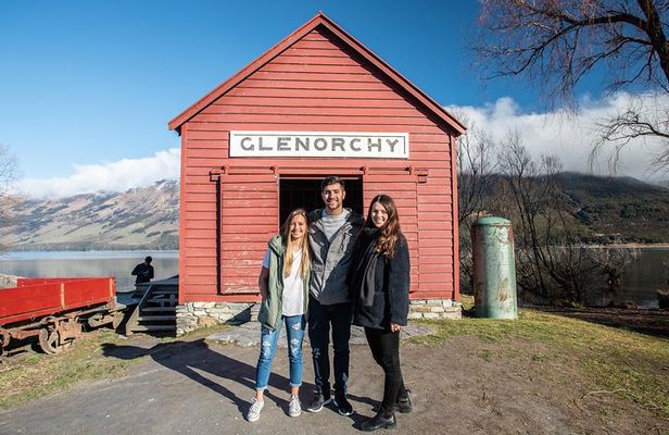 Glenorchy & Paradise Half-Day Scenic Tour