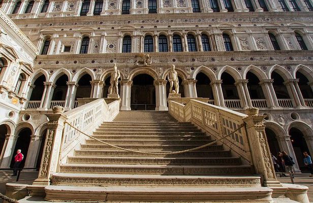 Doge’s Palace Secret Passages with Casanova’s Cell & St Mark's