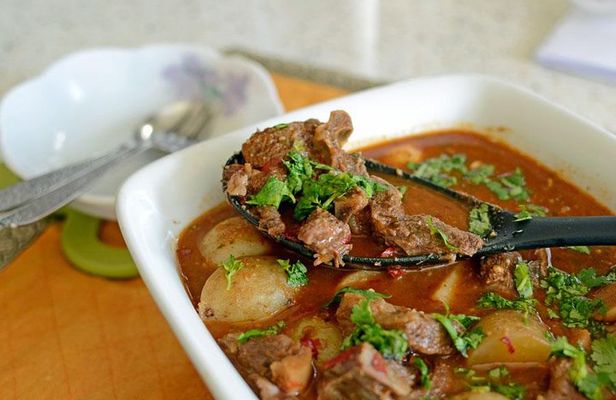 Private Parsi Cooking Class in Mumbai with a Local Expert