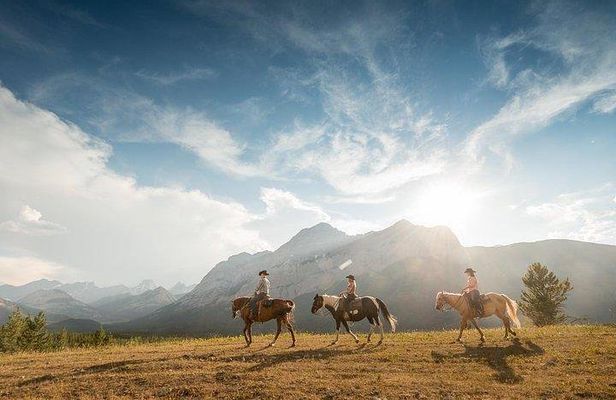 Ridge Ride 2-Hour Horseback Trail Ride in Kananaskis