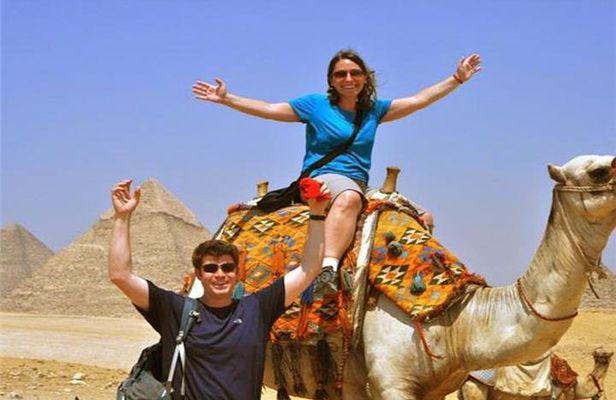 Day Trip from Sharm el-Sheikh to Cairo by Bus