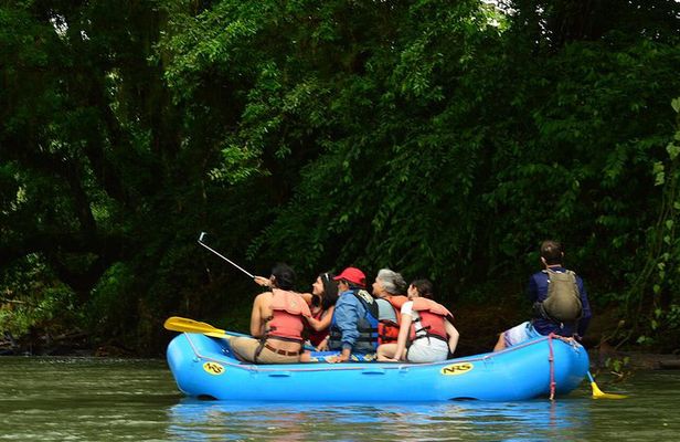Half Day Nature Safari Float and Tortilla Making Tour from La Fortuna-Arenal