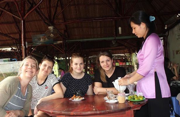Private Mekong Delta Tour 2 Days 1 Night