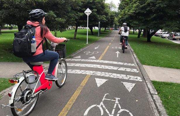 Electric bikes with local bites (flexible hours and small group)