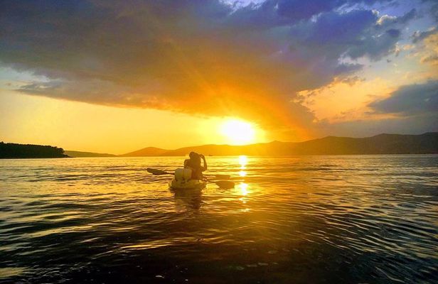 Split Sunset Sea Kayaking Tour With Wine