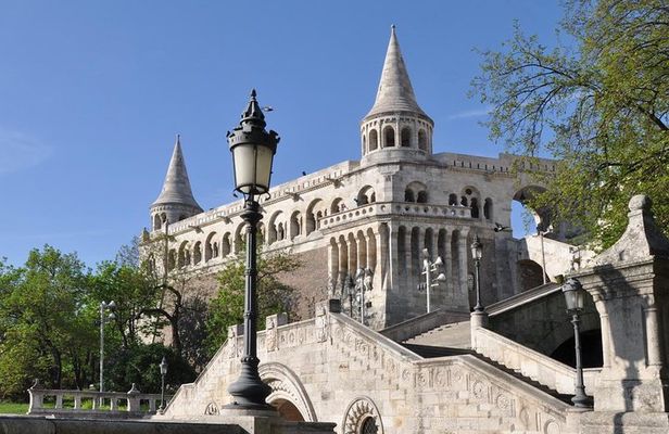 Buda Castle Walking Tour - 3 hours