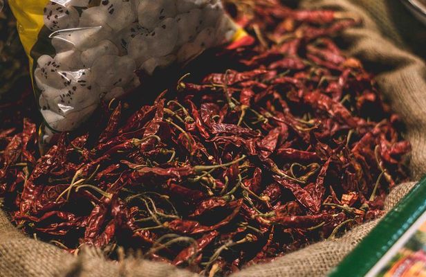 Spice Market & Old Delhi Highlights: Guided 3-Hour Group Tour