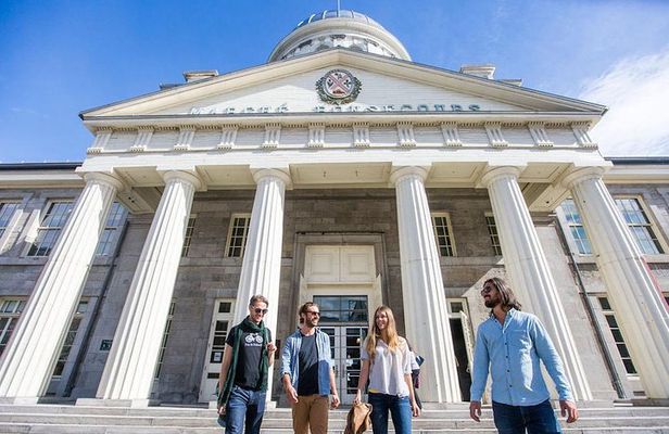 Highlights & Hidden Gems of Old Montreal walking tour By FITZ MTL