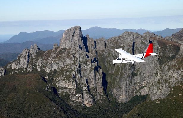 Southwest Tasmania Wilderness Experience: Fly Cruise and Walk Including Lunch