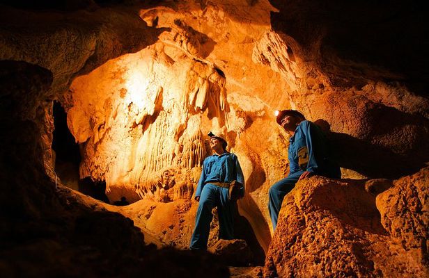 Capricorn Caves Capricorn Adventurer