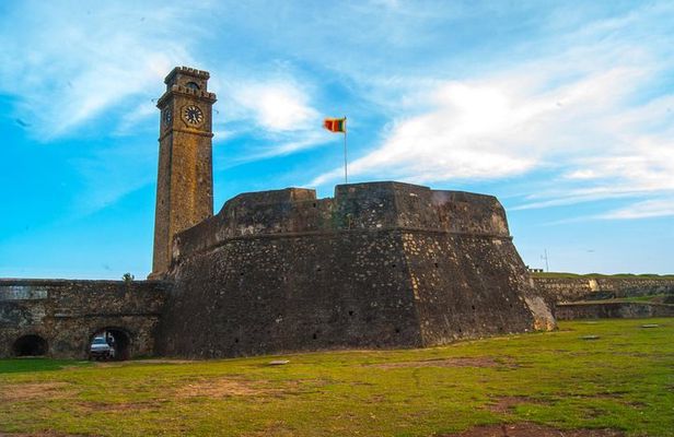 Galle Day Tour via Hikkaduwa Beach