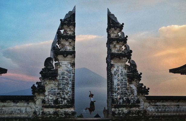 The Gates of Heaven Lempuyang Tours All Inclusive