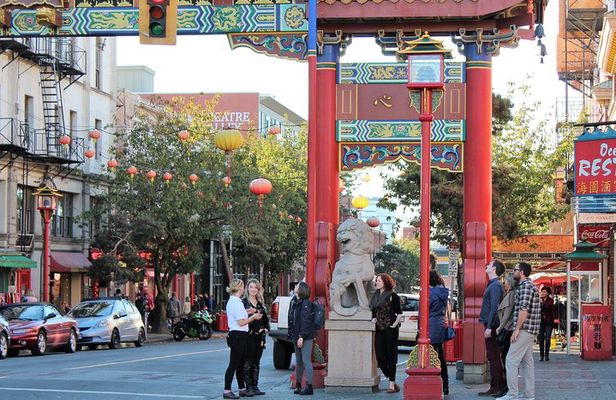 Hip & Hidden Chinatown + Old Town Food Tour Victoria