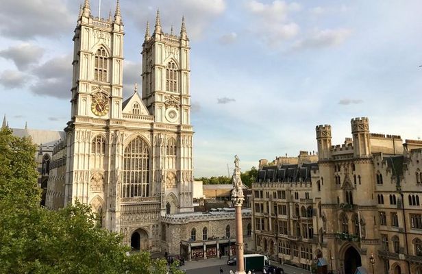 Skip the Line Parliament & Westminster Abbey Fully-Guided Tour