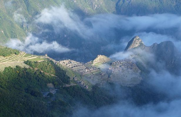 5-Day Private Inca Trail Tour to Machu Picchu