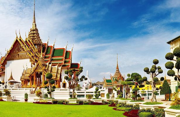 Bangkok: City Highlights Temple and Market Walking Tour